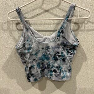 lululemon athletica Blue and Gray Floral Crop Top